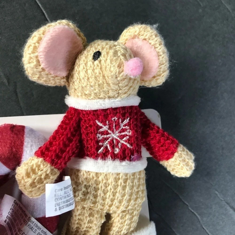 NWT 4 catnip toys Christmas Stocking Cat set​
